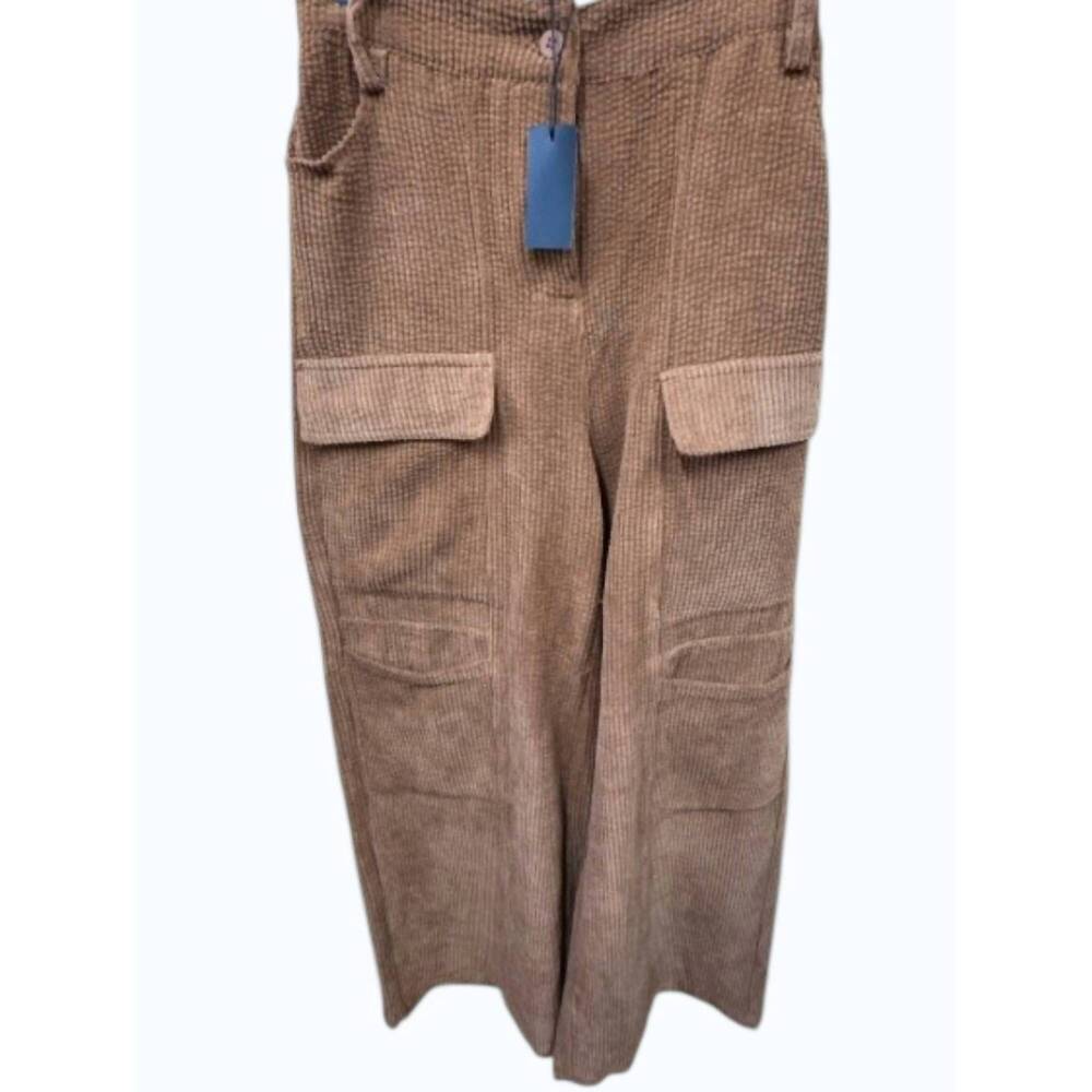 NEW HUNTER & BROWN women's cargo corduroy pant in brown